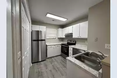 923 Estates Boulevard E #Apt E, Charleston, SC 29414 - Photo 4