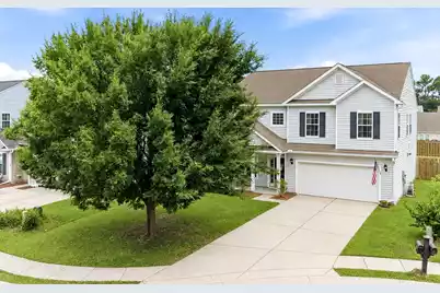 8017 Henderson Road, Summerville, SC 29483 - Photo 4
