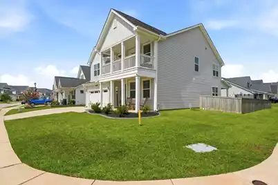 290 Red Leaf Boulevard, Moncks Corner, SC 29461 - Photo 4