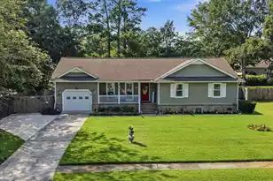 403 Chessington Cir, Summerville, SC 29485 - Photo 2