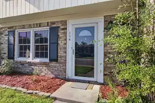 114 Brush Blvd, Goose Creek, SC 29445 - Photo 4