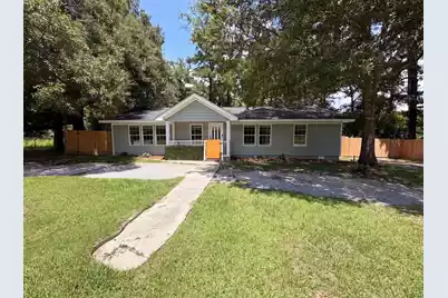 829 2nd North Street W, Summerville, SC 29483 - Photo 1