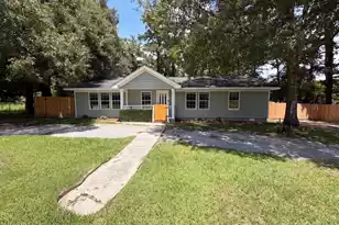 829 2nd North Street W, Summerville, SC 29483 - Photo 1