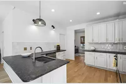 1080 Barfield Street, Charleston, SC 29492 - Photo 8