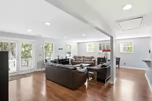71 Gadsden St, Charleston, SC 29401 - Photo 2