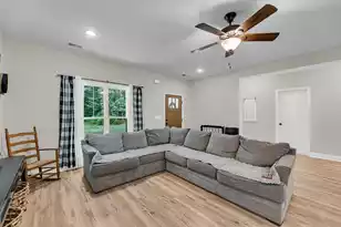 65 Music Ln, Smoaks, SC 29481 - Photo 12
