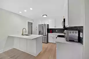 206 Chessington Cir, Summerville, SC 29485 - Photo 8