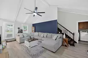 206 Chessington Cir, Summerville, SC 29485 - Photo 2