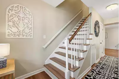 733 Ralston Court, Mount Pleasant, SC 29464 - Photo 4
