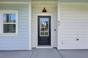 639 Laurel Street N, Summerville, SC 29483 - Photo 8