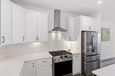 639 Laurel Street N, Summerville, SC 29483 - Photo 22