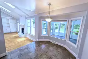 304 Woodland Dr, Summerville, SC 29485 - Photo 8