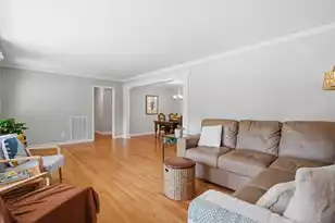 1246 Honeysuckle Ln, Charleston, SC 29412 - Photo 8