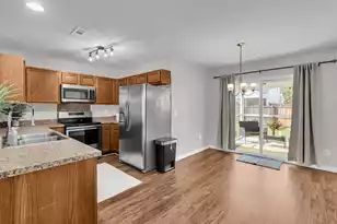 104 Tyger St, Summerville, SC 29485 - Photo 6
