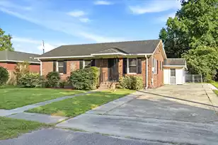 4239 Paramount Dr, North Charleston, SC 29405 - Photo 1