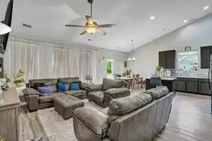 8023 Hyannis Ct, North Charleston, SC 29420 - Photo 6