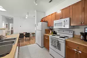 500 Bucksley Ln #301, Charleston, SC 29492 - Photo 4