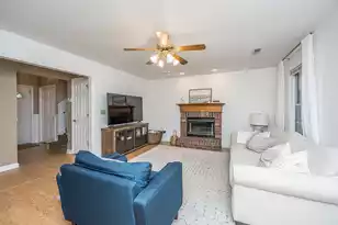 8167 Sherbrooke Ln, North Charleston, SC 29418 - Photo 6