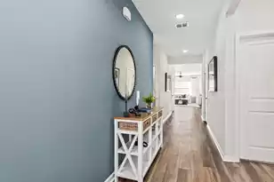 829 Meadowbrook Ln, Summerville, SC 29486 - Photo 2