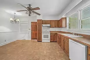 1611 Bacons Bridge Rd, Summerville, SC 29485 - Photo 14