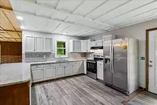 148 Claussen St, Summerville, SC 29483 - Photo 14