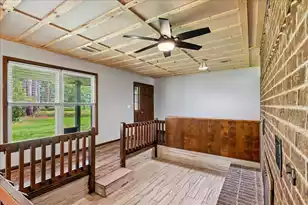 148 Claussen St, Summerville, SC 29483 - Photo 6