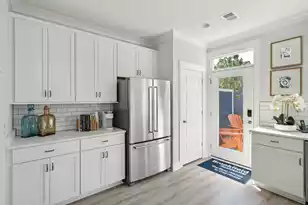 200 Sandy Bend Ln, Summerville, SC 29486 - Photo 6