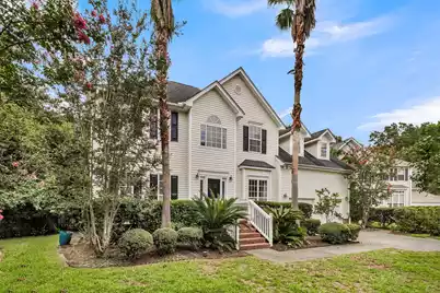 2905 Leatherleaf Court, Mount Pleasant, SC 29466 - Photo 2