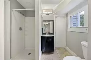 2 Middleton Pl, Charleston, SC 29403 - Photo 10