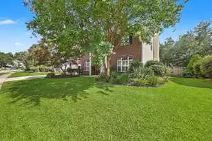 203 Pembroke Dr N, Goose Creek, SC 29445 - Photo 4