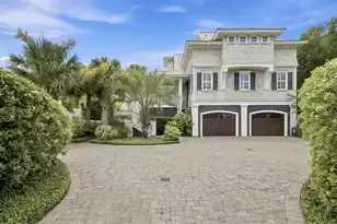 2668 Bayonne St, Sullivans Island, SC 29482 - Photo 2
