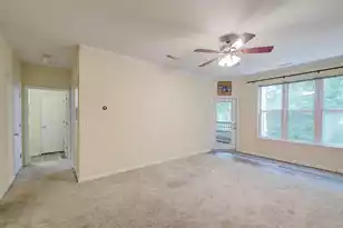 400 Bucksley Ln, Charleston, SC 29492 - Photo 14
