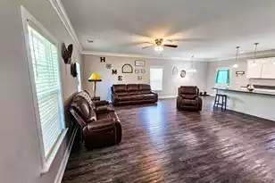 303 David St, Saint George, SC 29477 - Photo 4