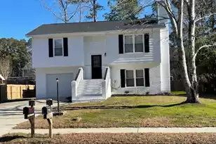 228 Mohican Cir, Summerville, SC 29483 - Photo 2