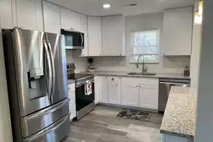 228 Mohican Cir, Summerville, SC 29483 - Photo 4