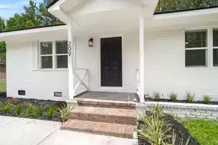 209 Grayson St, Walterboro, SC 29488 - Photo 1