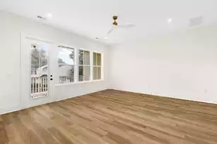 1608 Lauda Dr, Mount Pleasant, SC 29464 - Photo 10