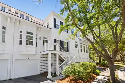1551 Sea Palms Crescent, Mount Pleasant, SC 29464 - Photo 2