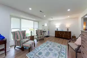 743 Sinlea Ave, Mount Pleasant, SC 29464 - Photo 6