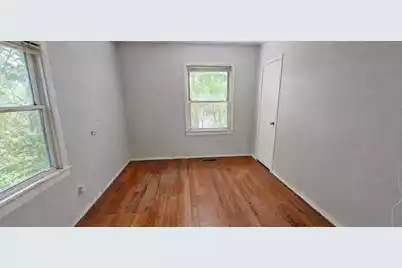 306 Hampton Street E, Elloree, SC 29047 - Photo 8