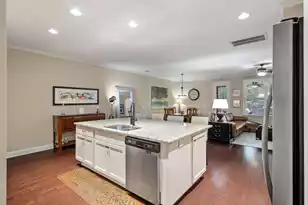 2065 Kings Gate Ln, Mount Pleasant, SC 29466 - Photo 18