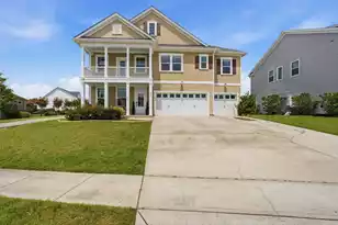566 Pendleton Dr, Moncks Corner, SC 29461 - Photo 2