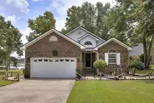 203 Ridge Lake Dr, Manning, SC 29102 - Photo 2