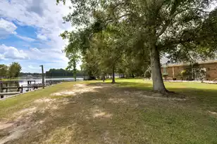 203 Ridge Lake Dr, Manning, SC 29102 - Photo 4