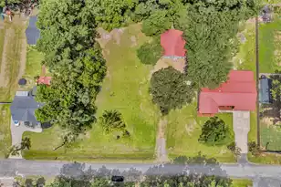105 Young Dr, Summerville, SC 29483 - Photo 1