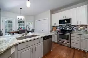 3207 Heathland Way, Mount Pleasant, SC 29466 - Photo 12