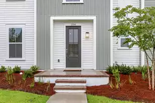 254 Symphony Ave, Summerville, SC 29486 - Photo 4