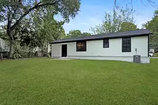 5807 Robinhood Dr, Hanahan, SC 29410 - Photo 18