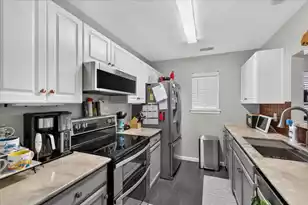 9257 Ayscough Rd, Summerville, SC 29485 - Photo 16