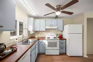 4950 Amberwood Ln, North Charleston, SC 29418 - Photo 8
